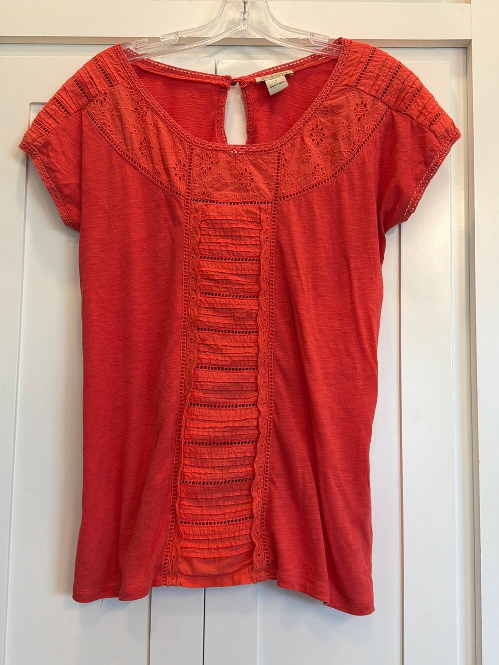Lucky Brand coral BOHO eyelet insert tee SM 100% Cotton